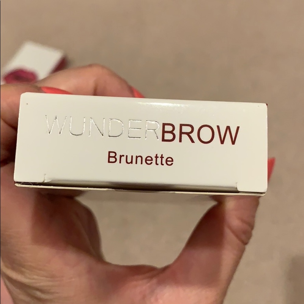 NIB Brunette Wunderbrow - Picture 3 of 5